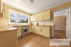 kitchen- click for photo gallery